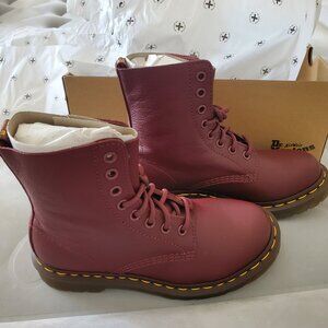 Dr Martens Pascal Virginia Cherry Red - women's 5.5